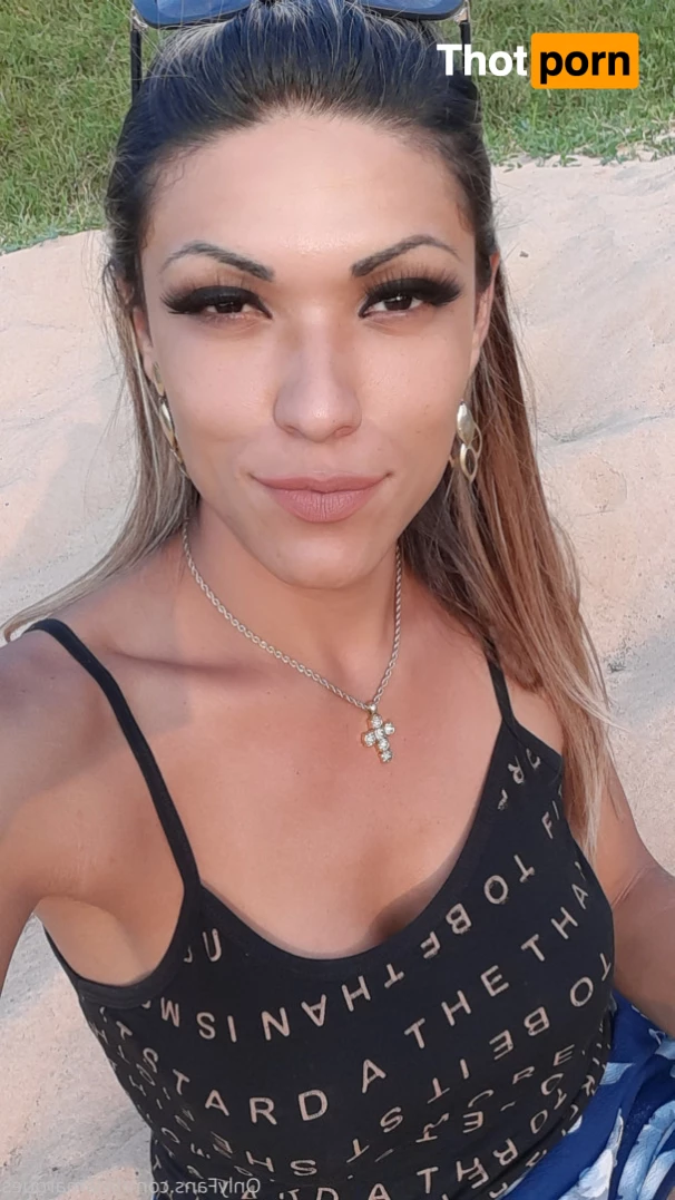 LÍVIA MARQUES TRANSEX 8619060