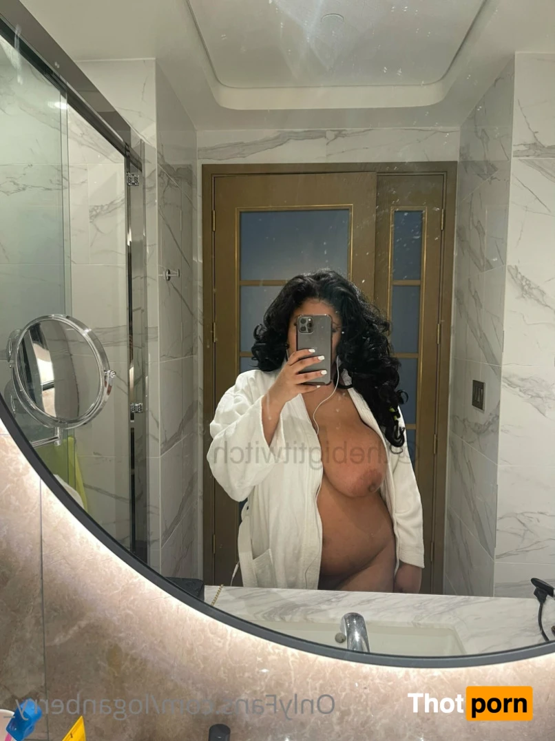 the big tit witch 15004911