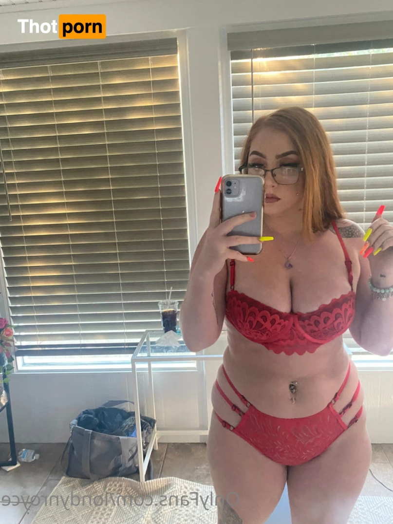 Londyn Royce 8299491