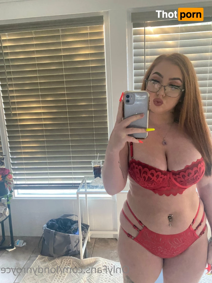 Londyn Royce 8299557