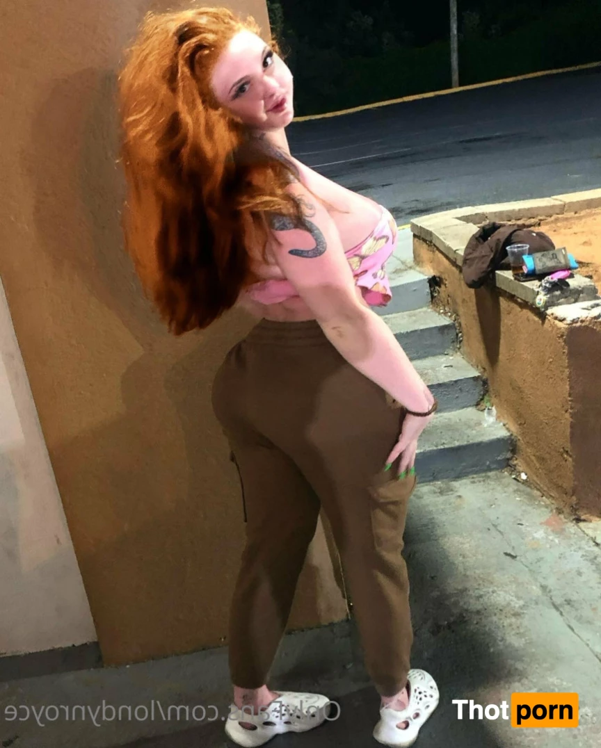 Londyn Royce 8299637