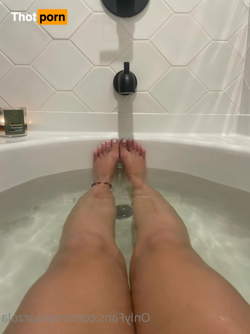 Maria Arzola 14842899