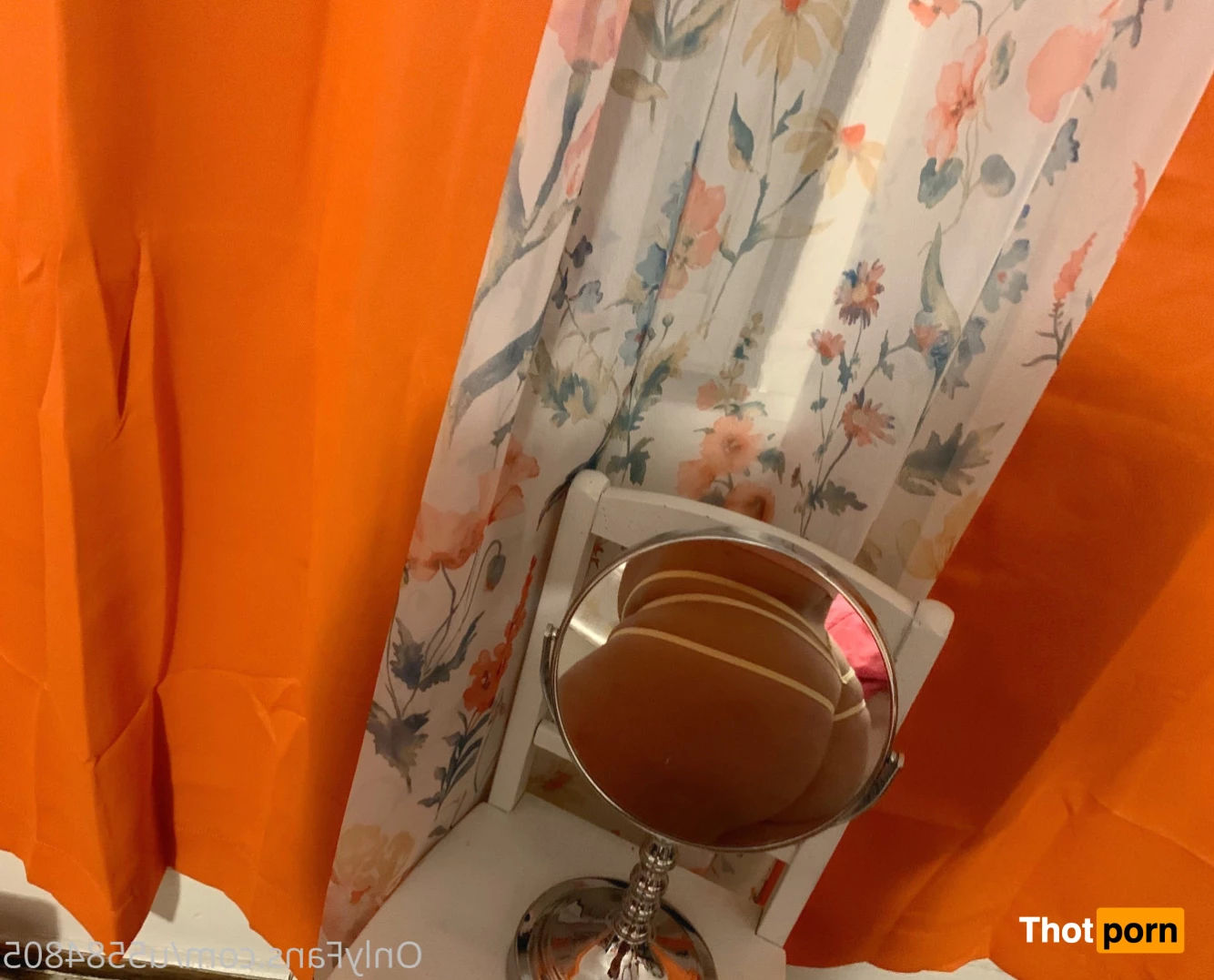 smokey 🤍 10146010