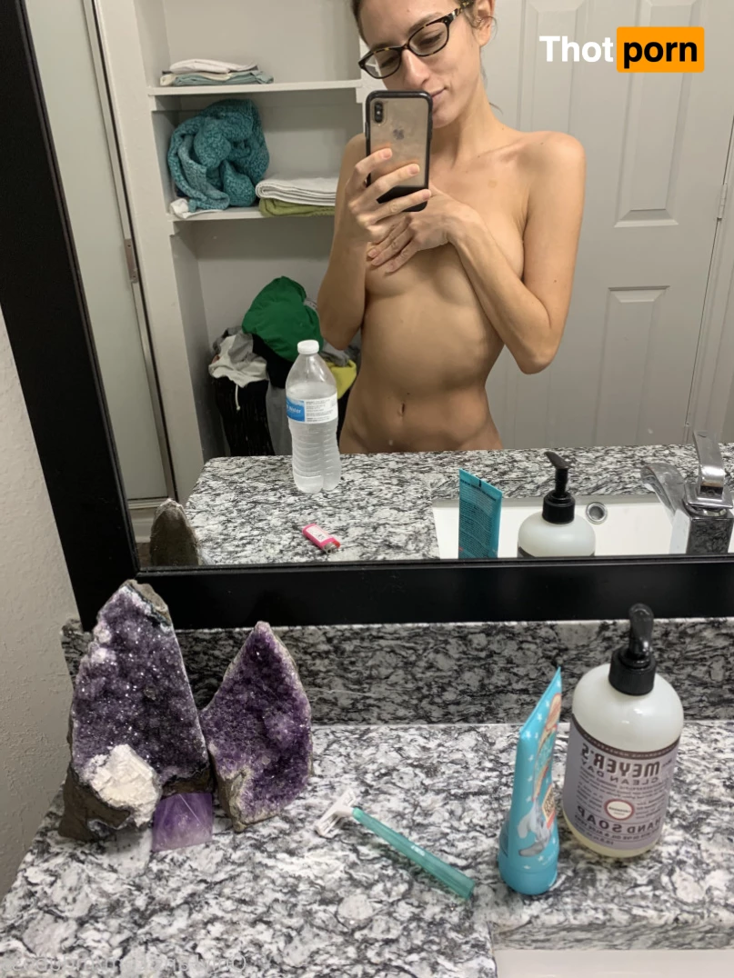 Megan 💋💦 10206106