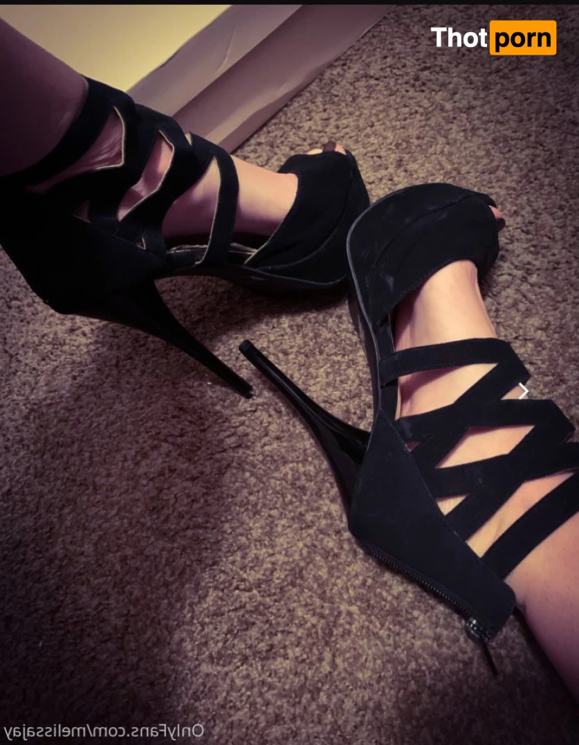 Melissajay top 6% 10212580