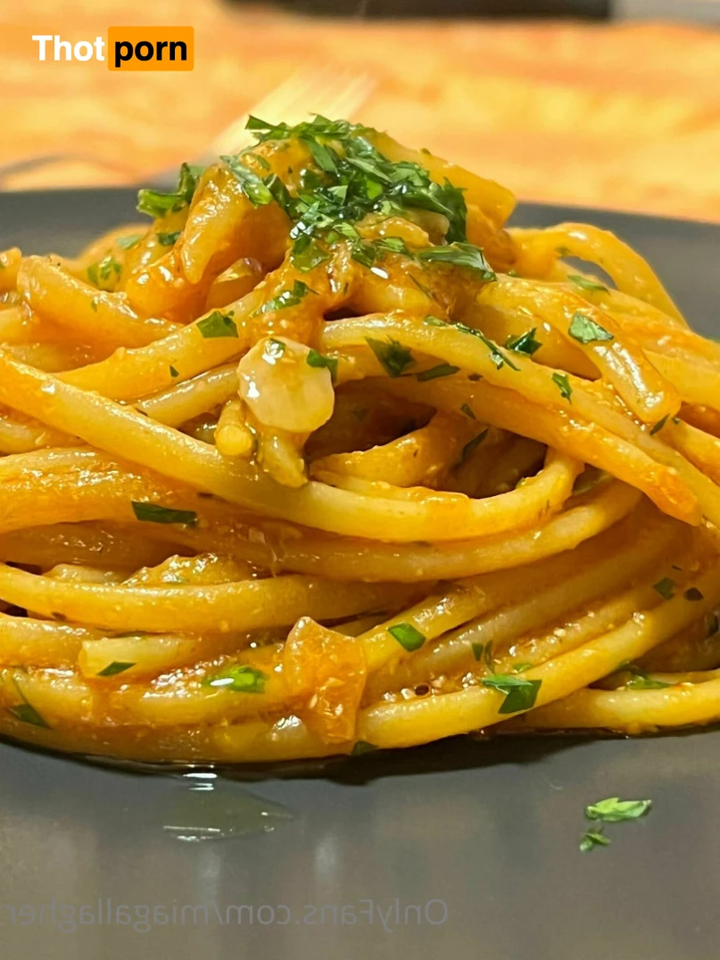 Mia Gallagher 14777659