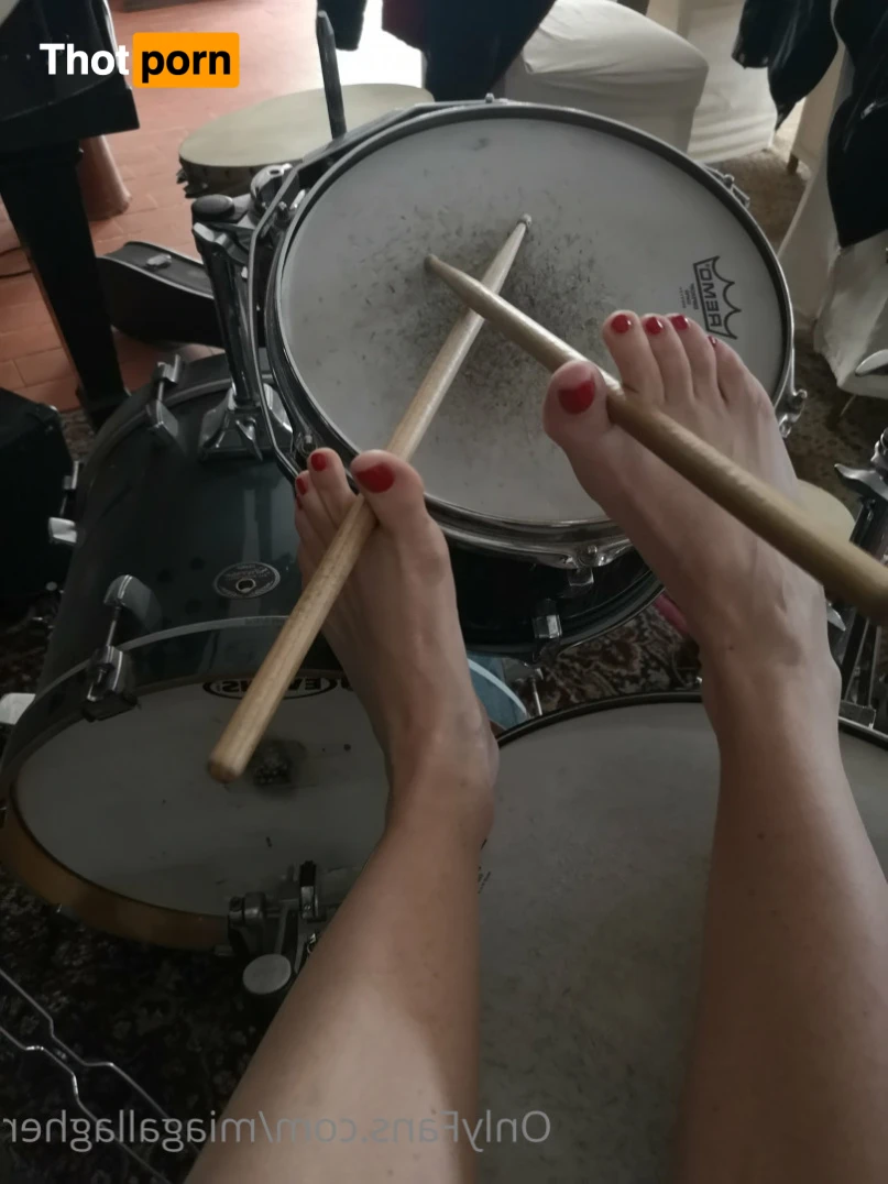 Mia Gallagher 14777890