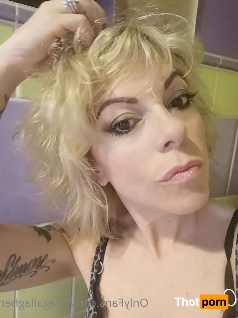 Mia Gallagher 14778075