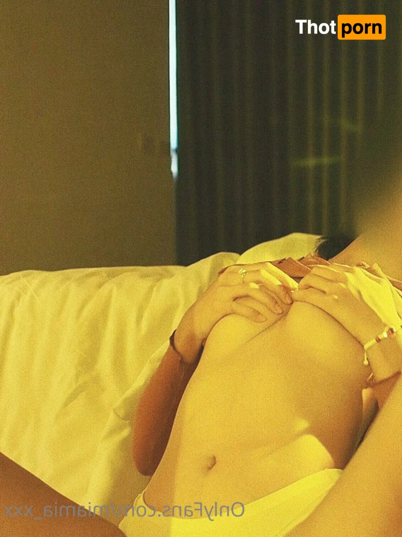 Mia (มีอา) 🐰 8413688