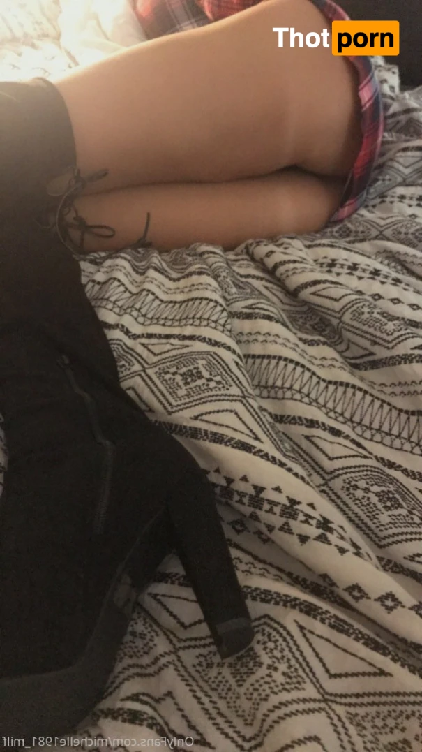 American 🇺🇸 M I L F 🫦 14772874