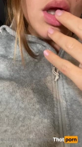 10246233