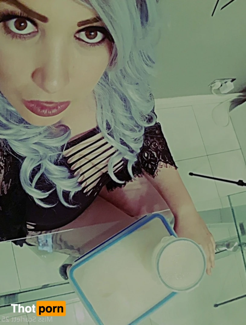 MissScarlett25 14347452