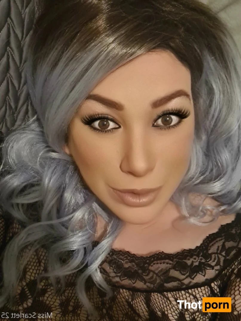 MissScarlett25 14347652