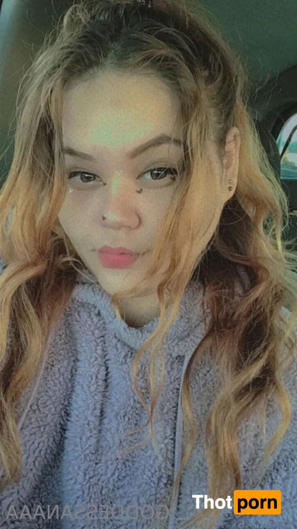 GoddessAnaaa 14368443