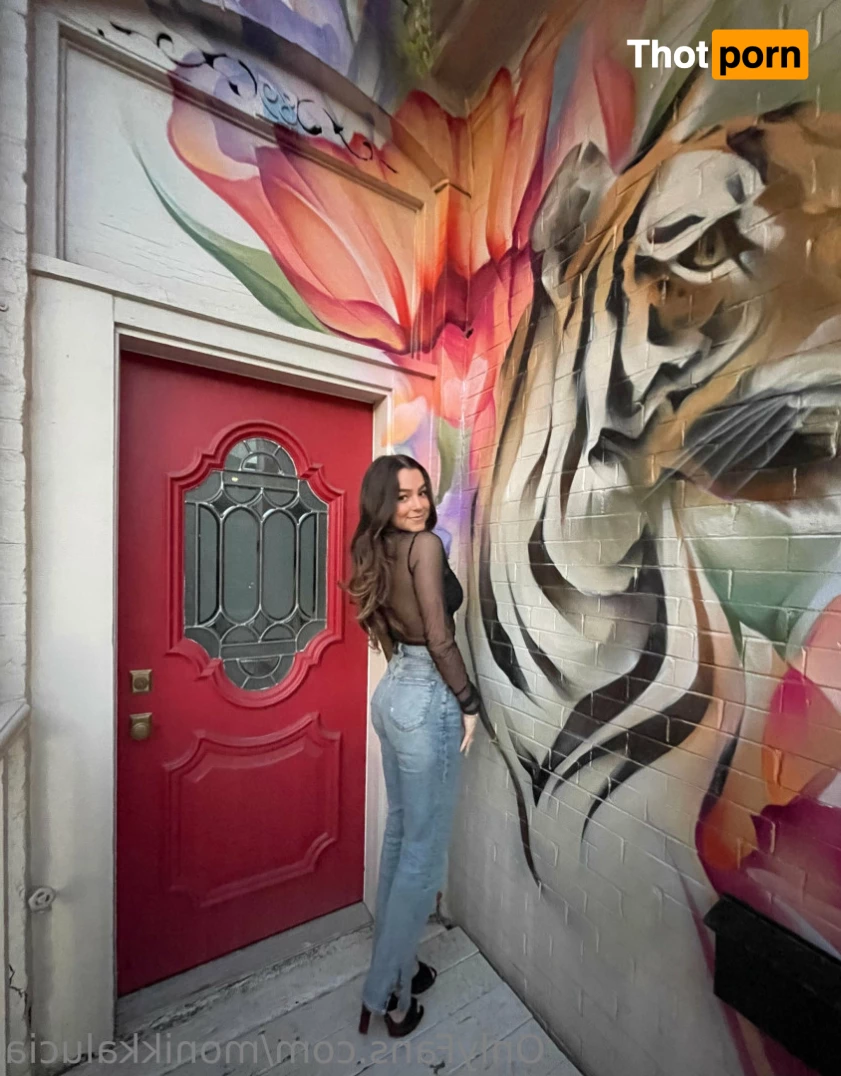 Monika Mancini 8267720