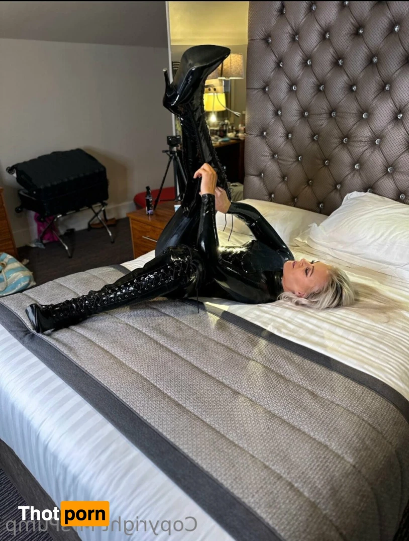 ❤MrsPump❤ 14147817