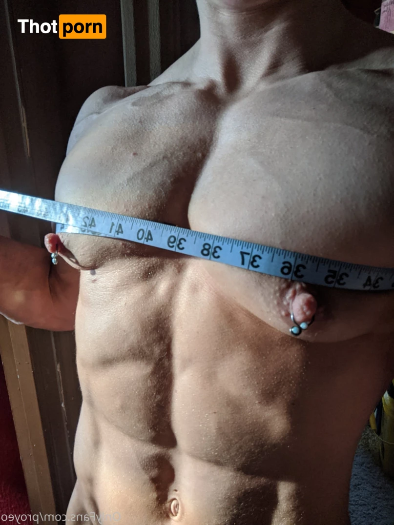 MuscleGeisha 8501635