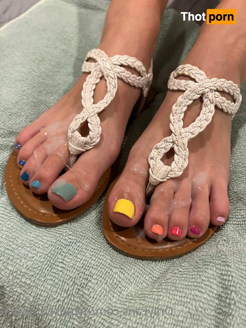 Brooke Jones 14122413