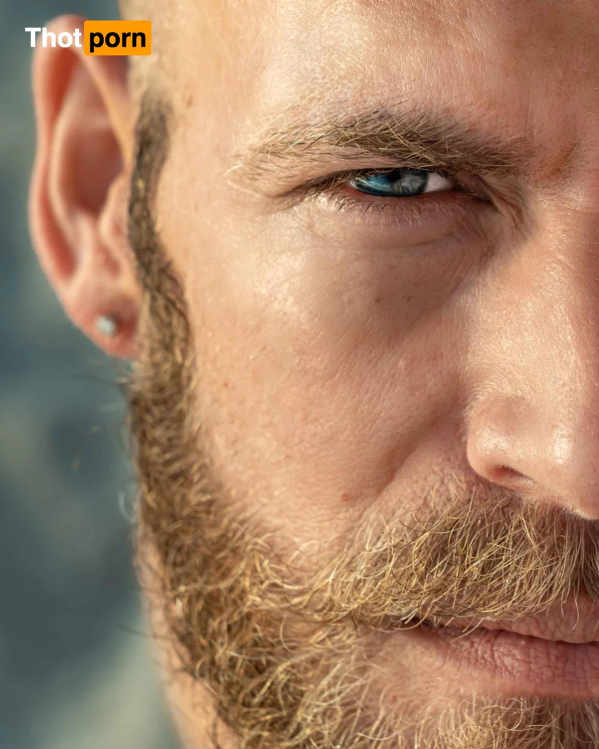 Naked on the board 9756177