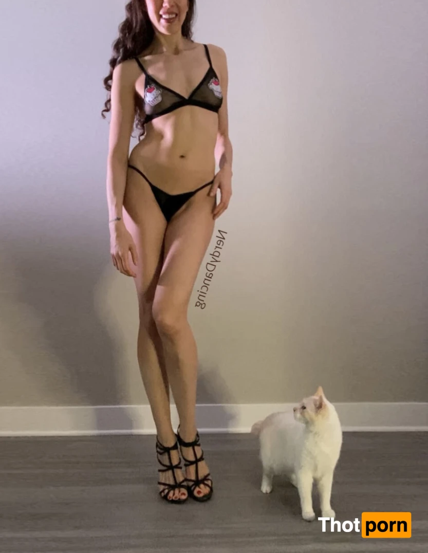 Nerdy Dancing 14055141