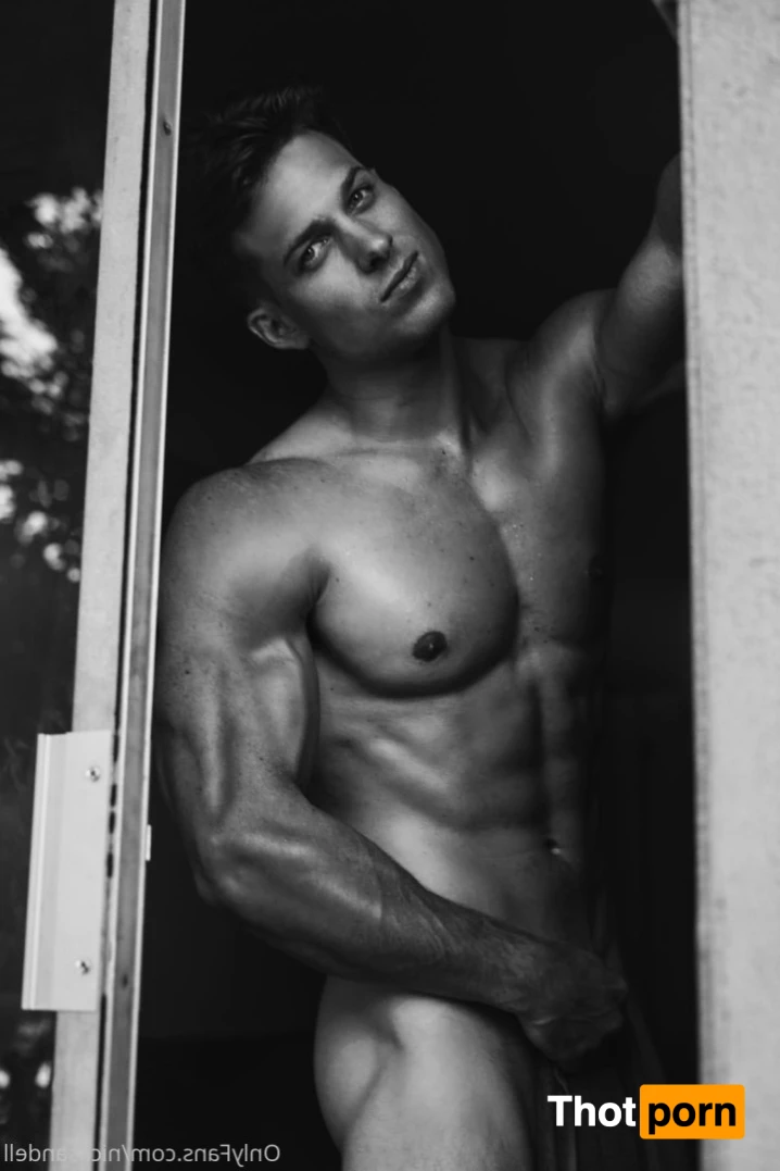 Nick Sandell 10208024