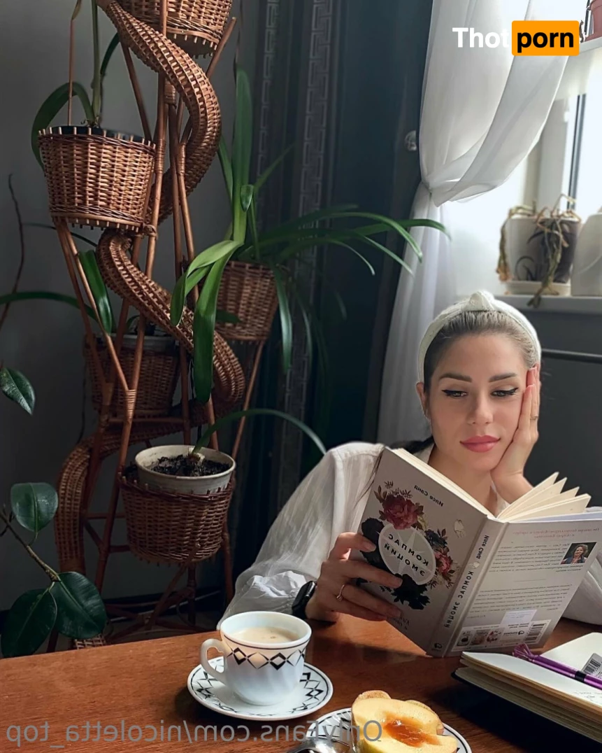 Nicole❤️ 8320334