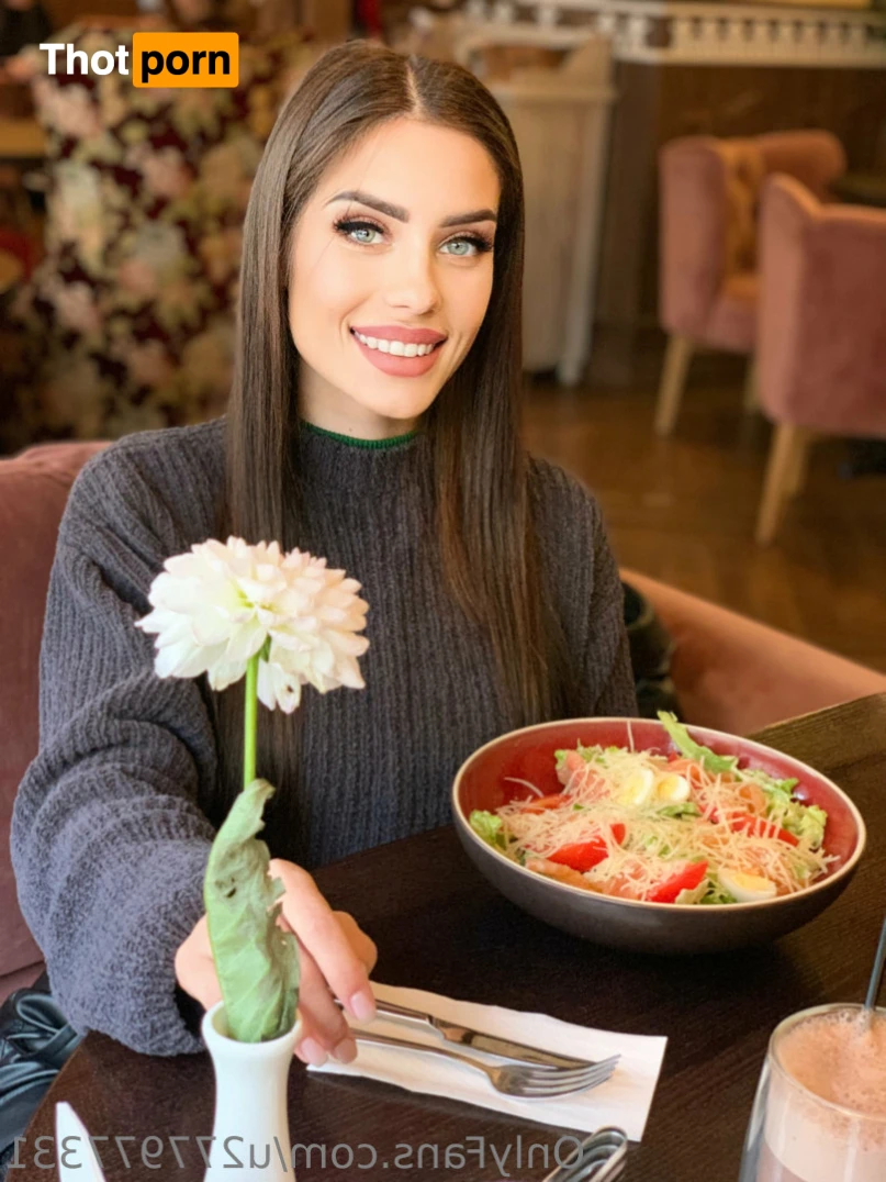 Nicole❤️ 14015835