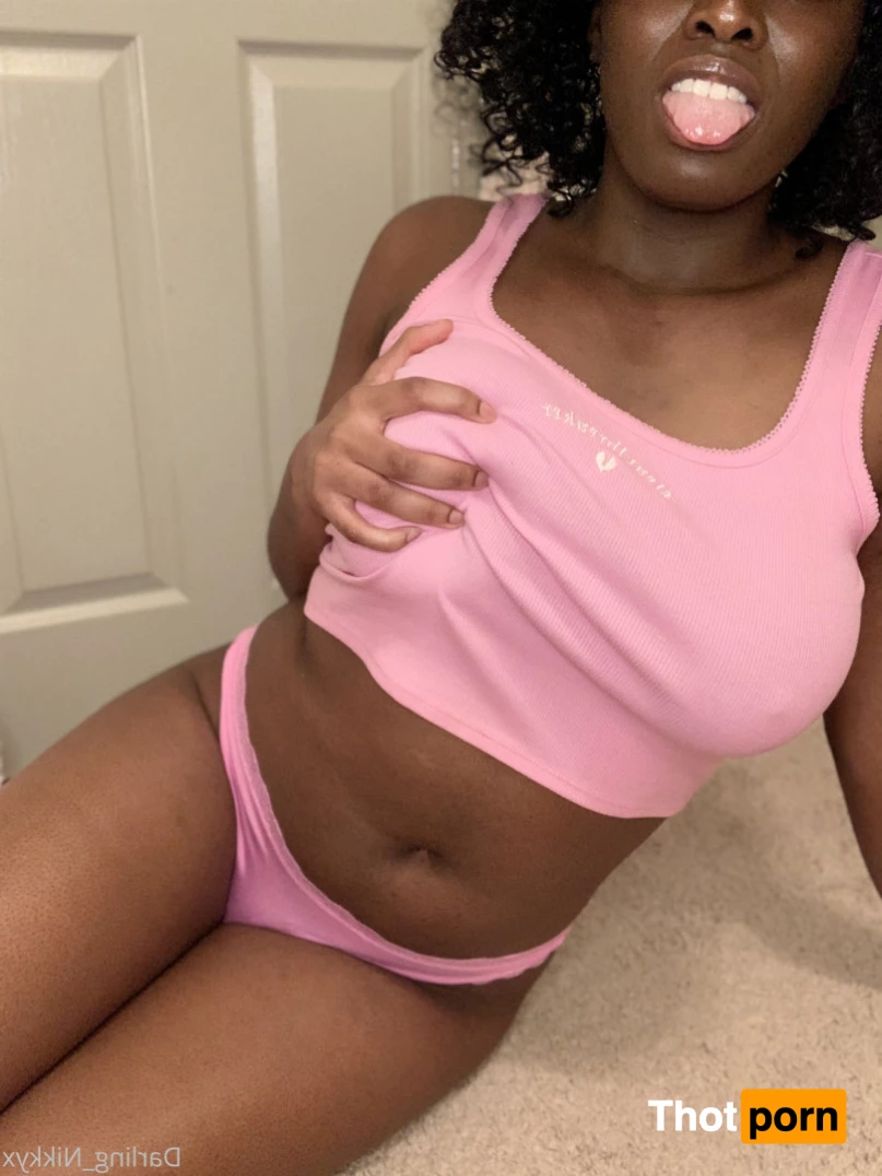 Nikky ✨🐰 8320118