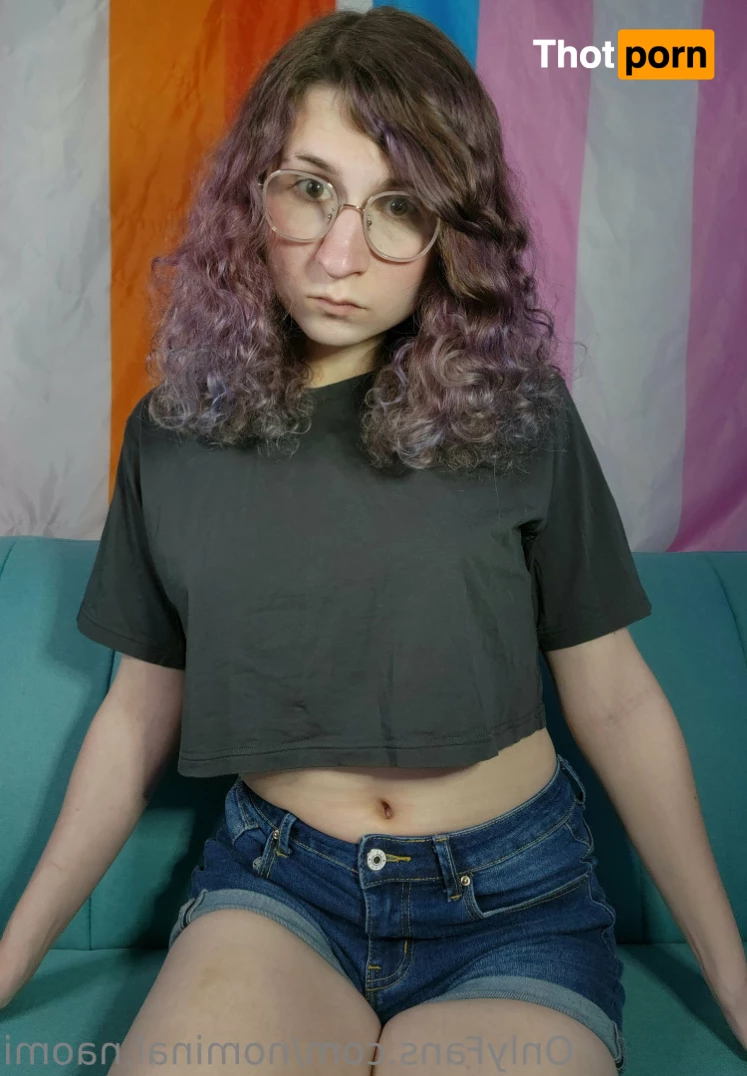 nominal.naomi 8418369