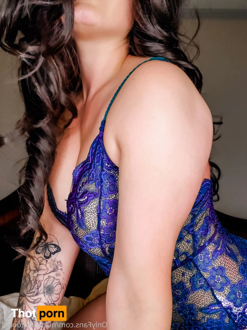 ❤️ Elizabeth 10182369