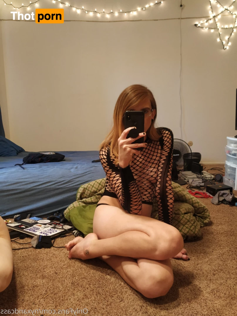 Cass &amp; Nyx 🔞 8442596