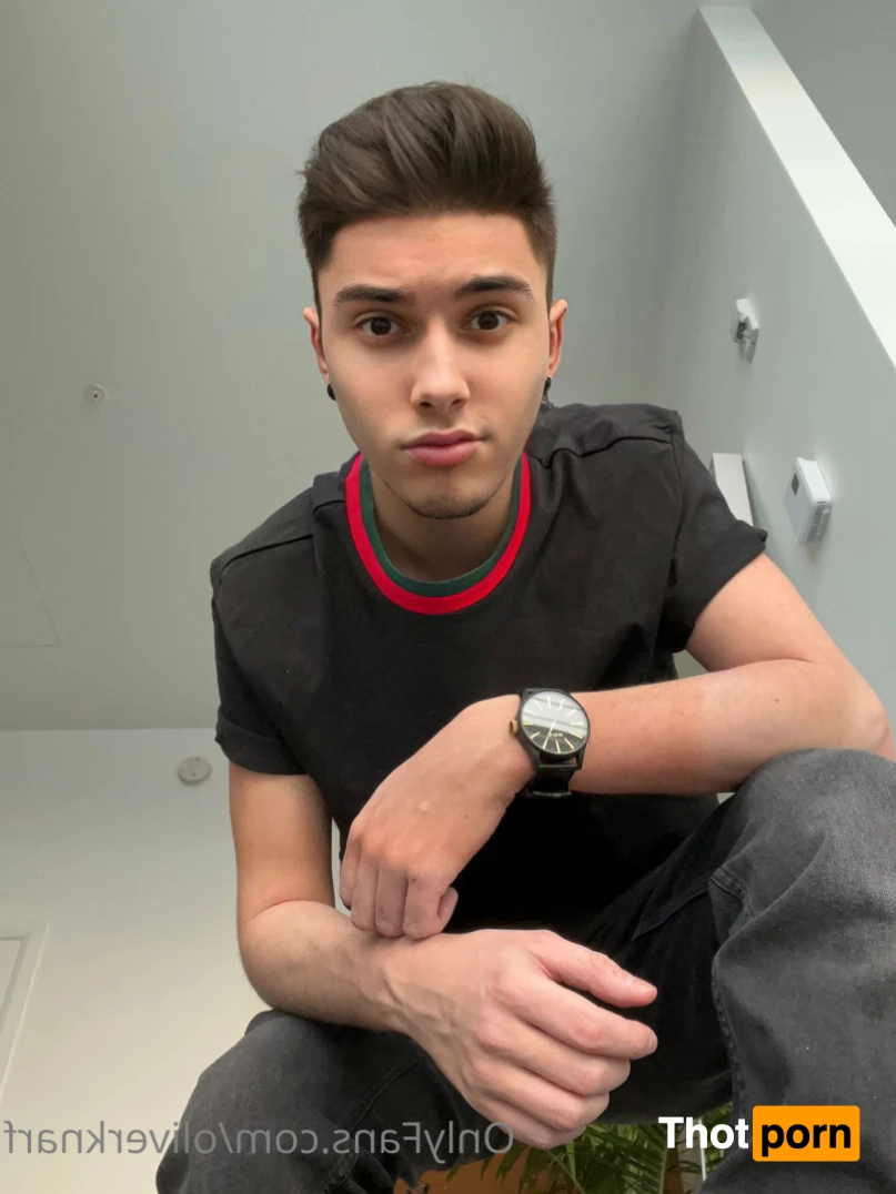 Oliver Knarf 13793911