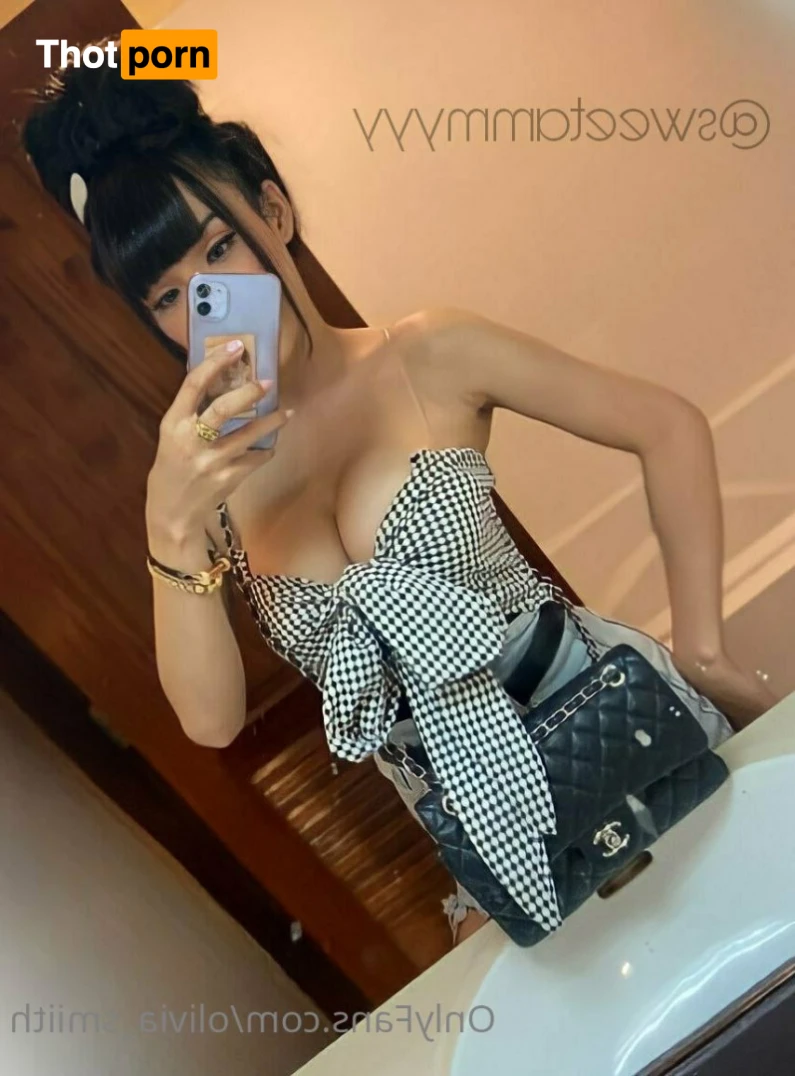 Olivia Smith 🔥 13782200