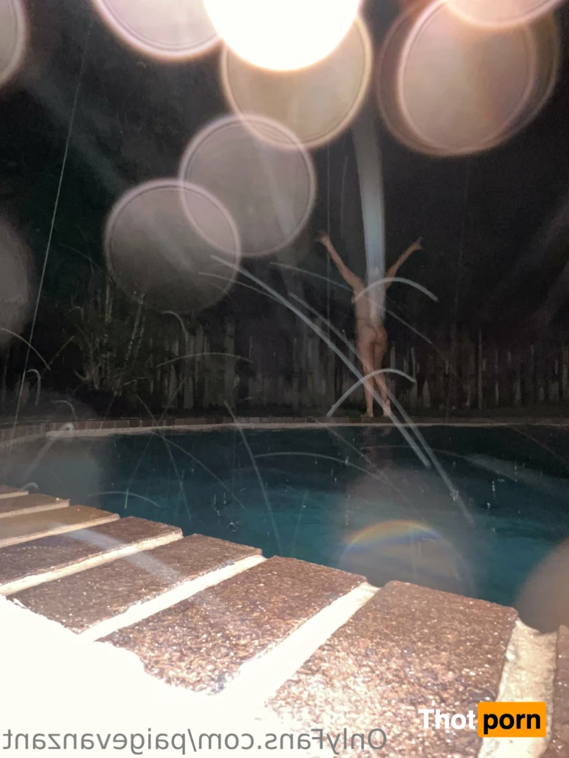 Paige VanZant 13719908