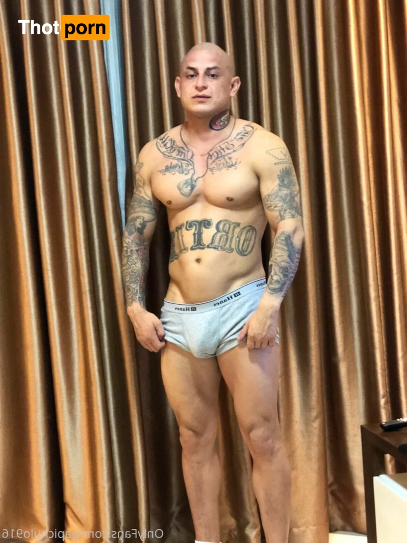 Latin smoothie 13717778