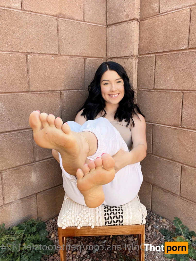 Petite Penelope 8135875