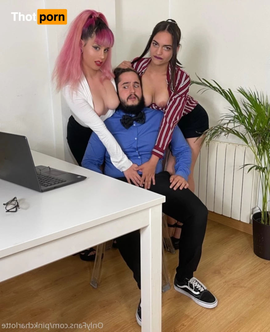 💦Charlotte💦 10194143