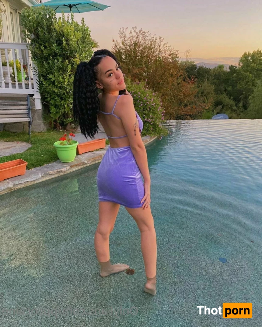 Da biggest brat 8280408