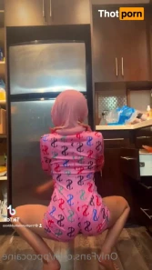 10093271
