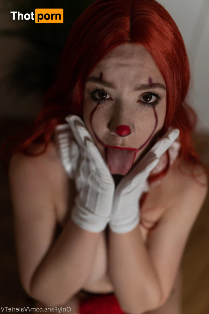 Hot Housewife 8312312