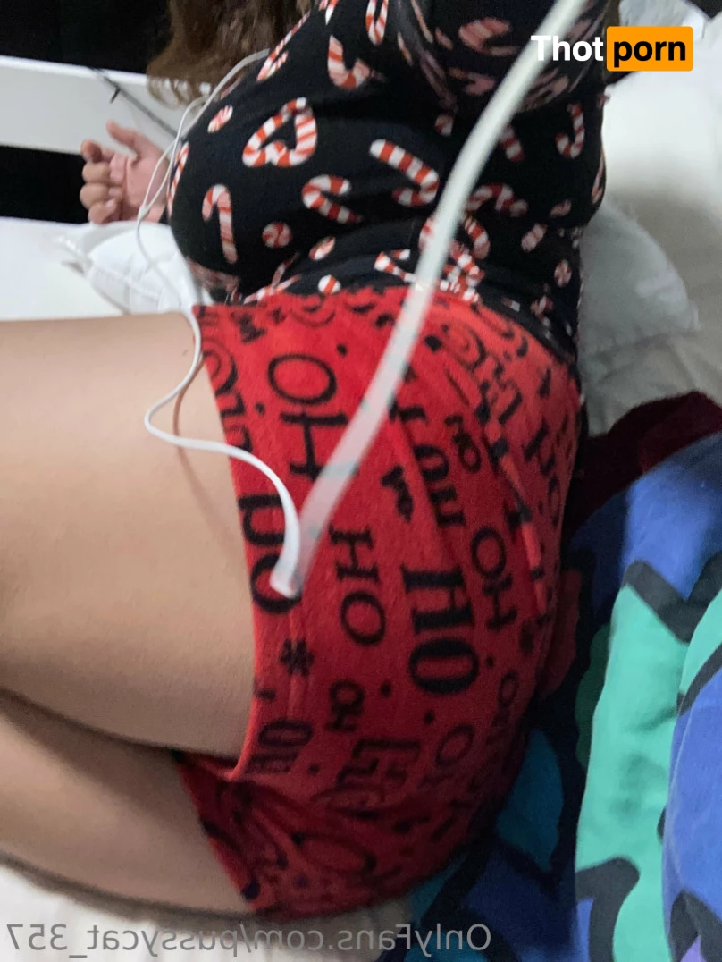 Naughty Kitty 8406909