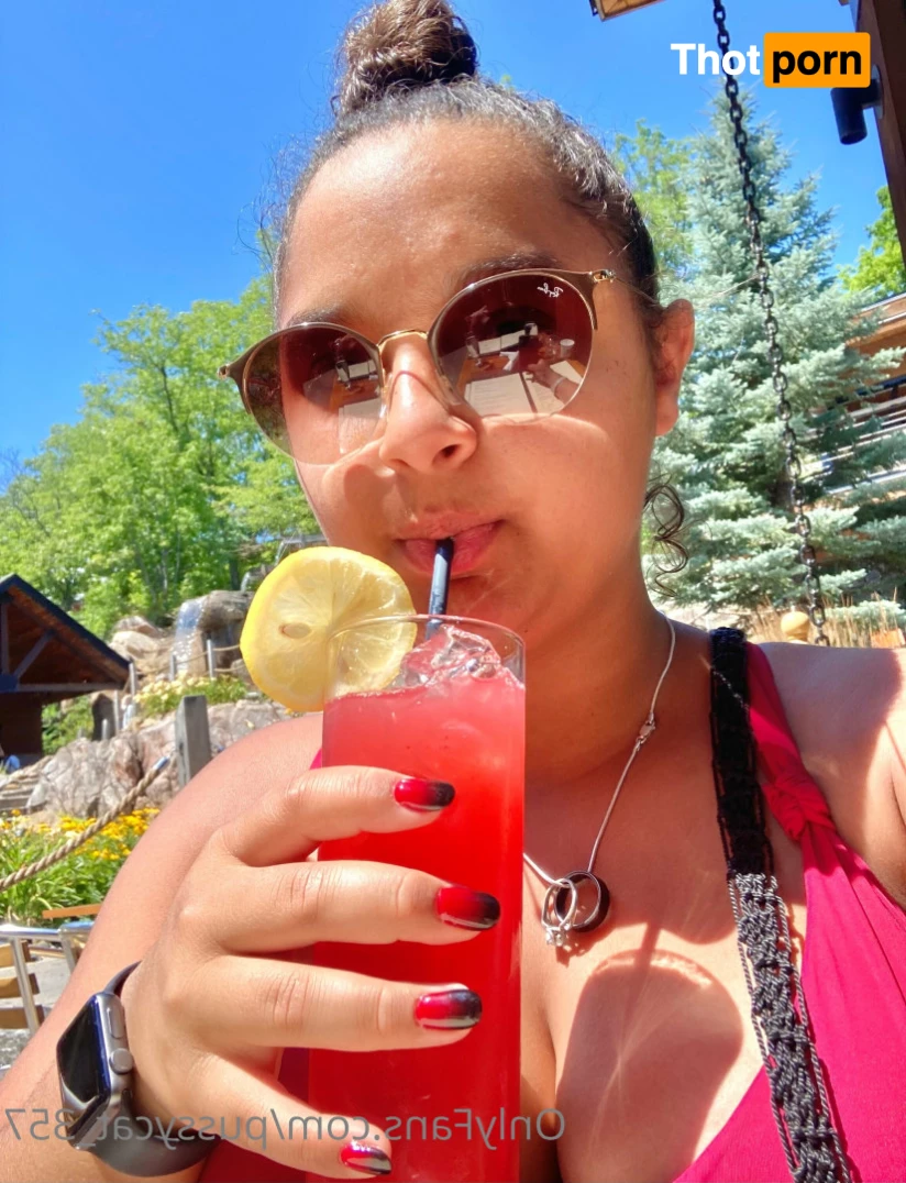 Naughty Kitty 8406923