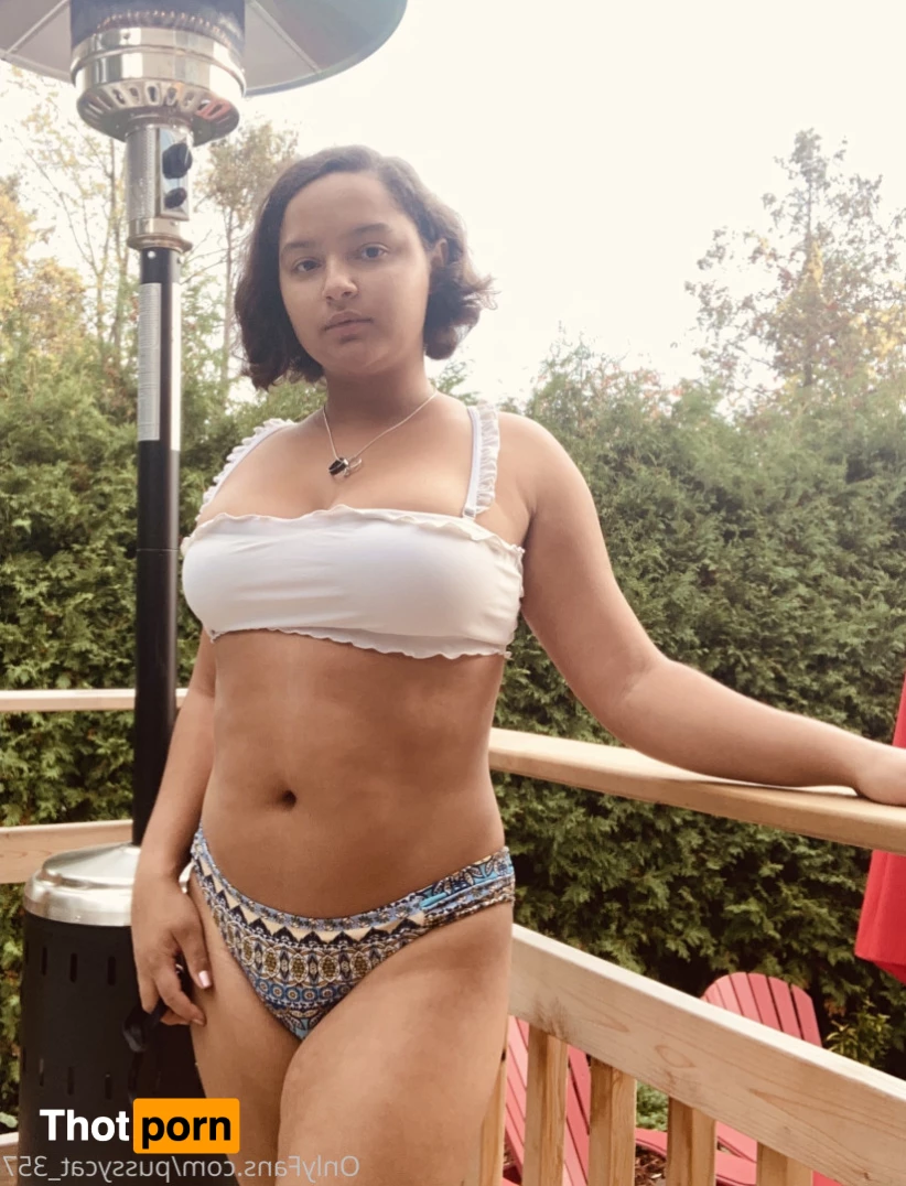 Naughty Kitty 8406963