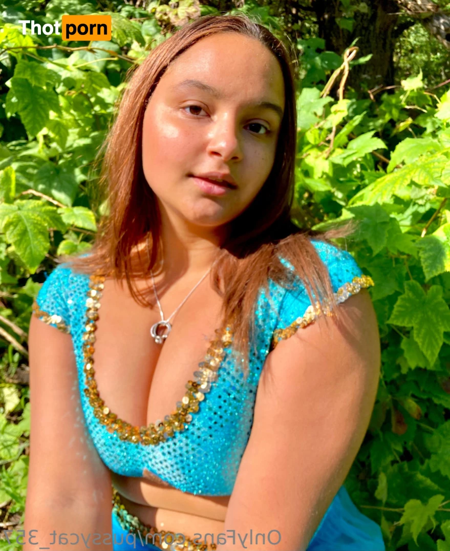 Naughty Kitty 8406978