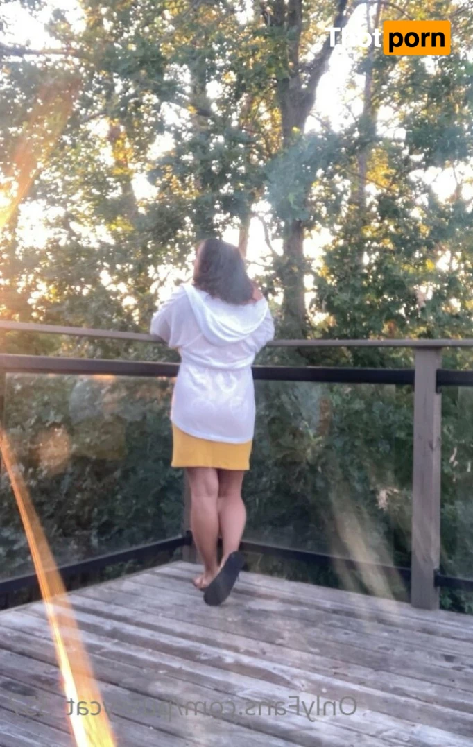 Naughty Kitty 8407053