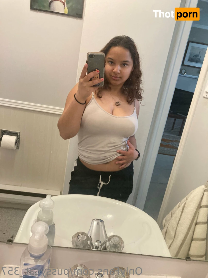 Naughty Kitty 15809991