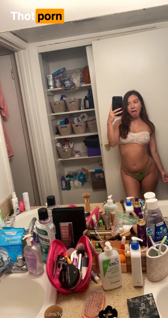 Raven Devine 8332700