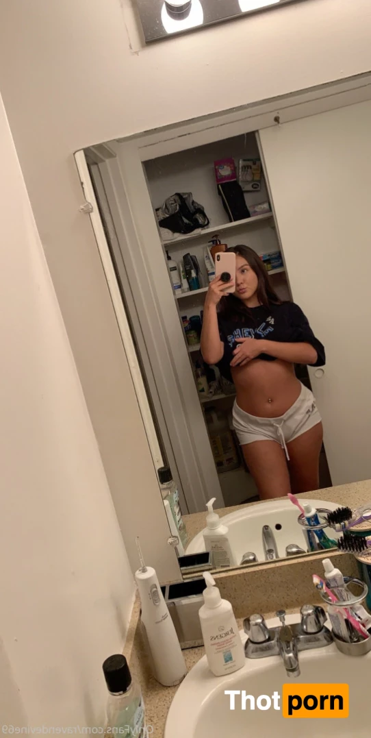 Raven Devine 8332818