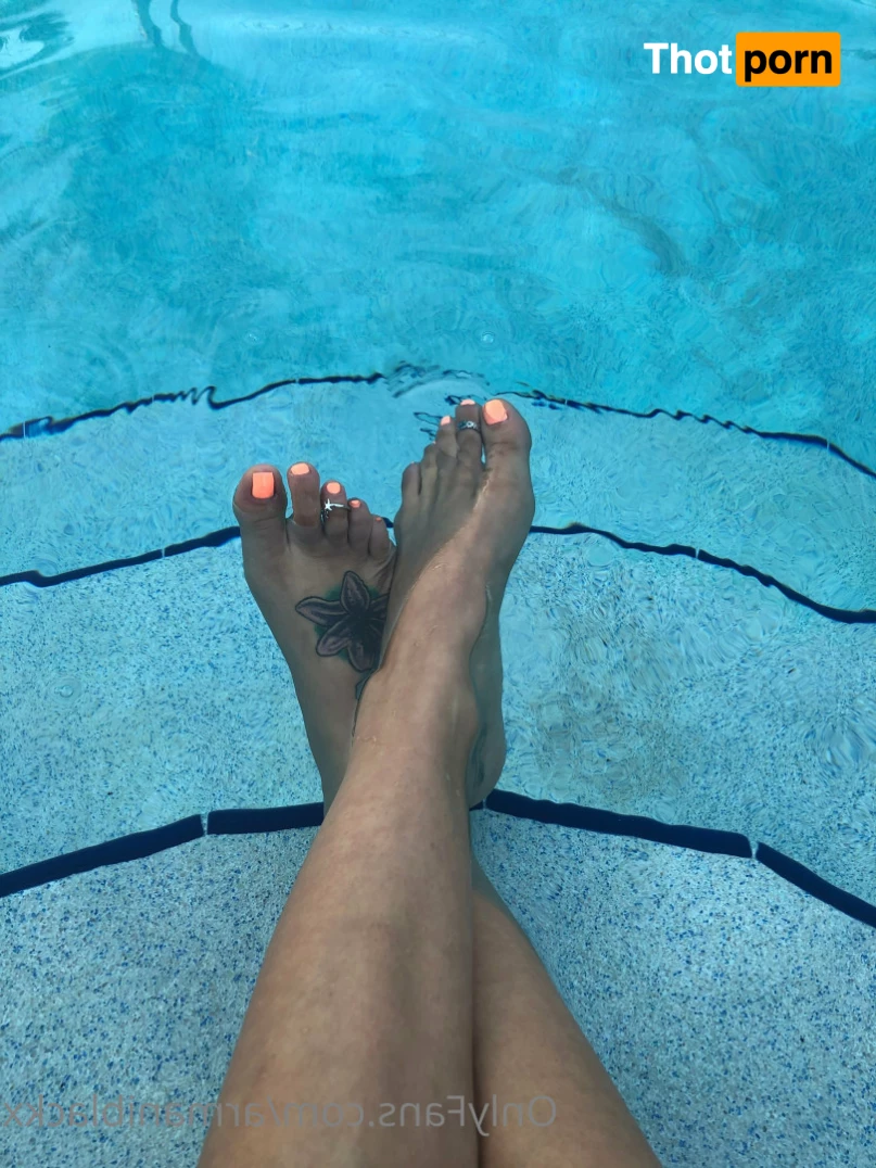 Armani Black 8202022