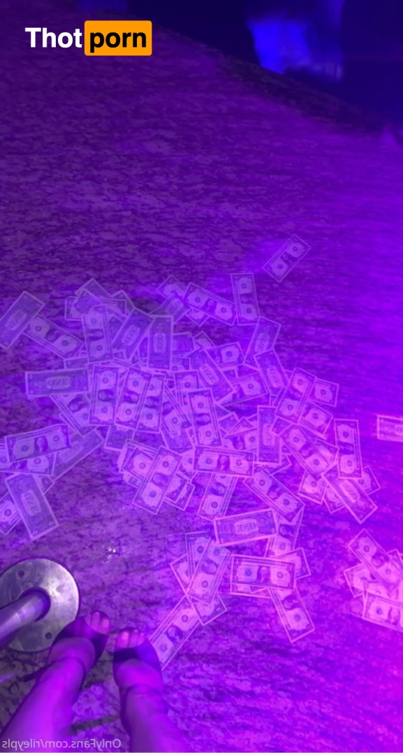 Riley Caacrinolaas 10155323